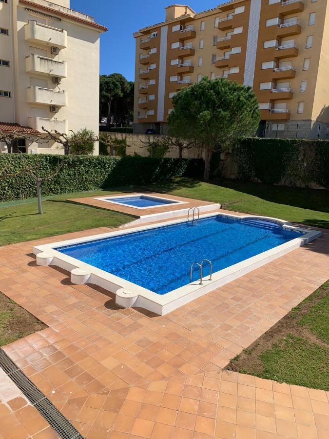 Cosy Apartment In L Escala, 7 Mins Walk To The Closest Beach, Riells L' Escala Exteriér fotografie
