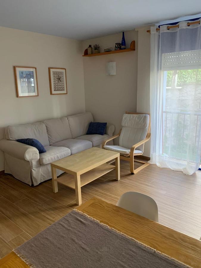 Cosy Apartment In L Escala, 7 Mins Walk To The Closest Beach, Riells L' Escala Exteriér fotografie