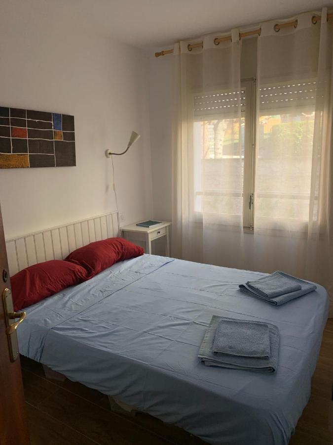 Cosy Apartment In L Escala, 7 Mins Walk To The Closest Beach, Riells L' Escala Exteriér fotografie